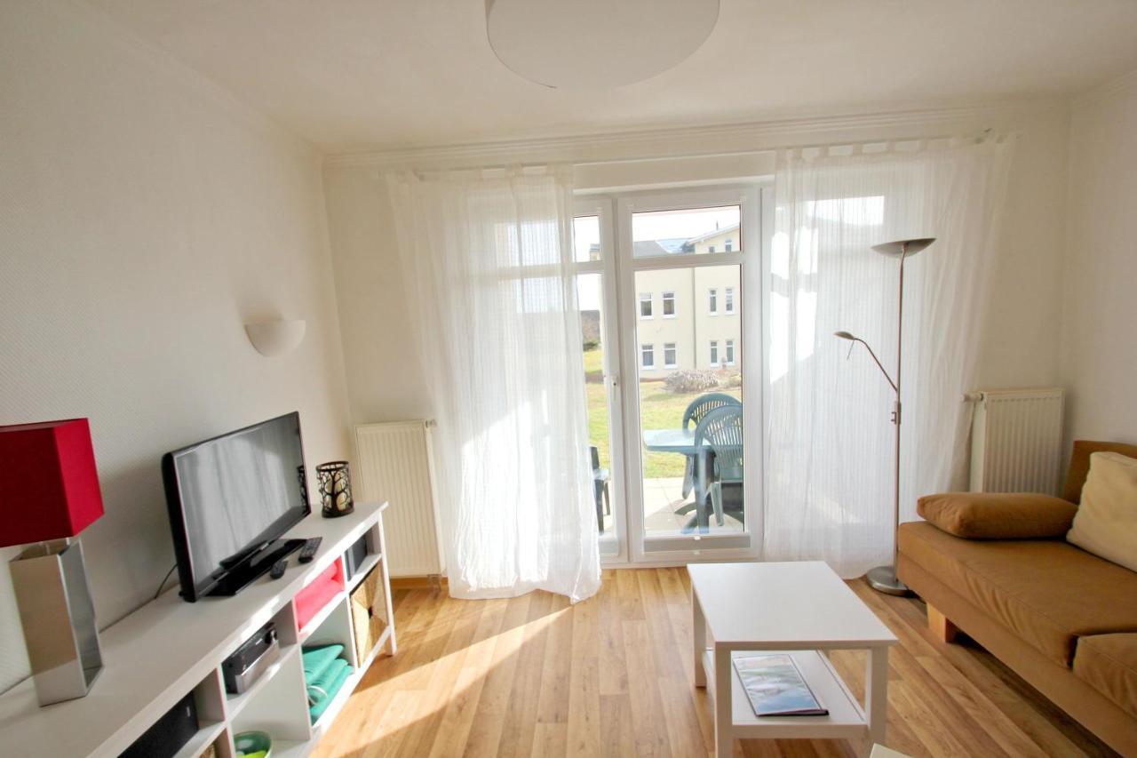 Terrasse, Gratis Nutzung Vom Ahoi Erlebnisbad Und Sauna In Sellin - Meeresblick Fewo 32 괴렌 외부 사진