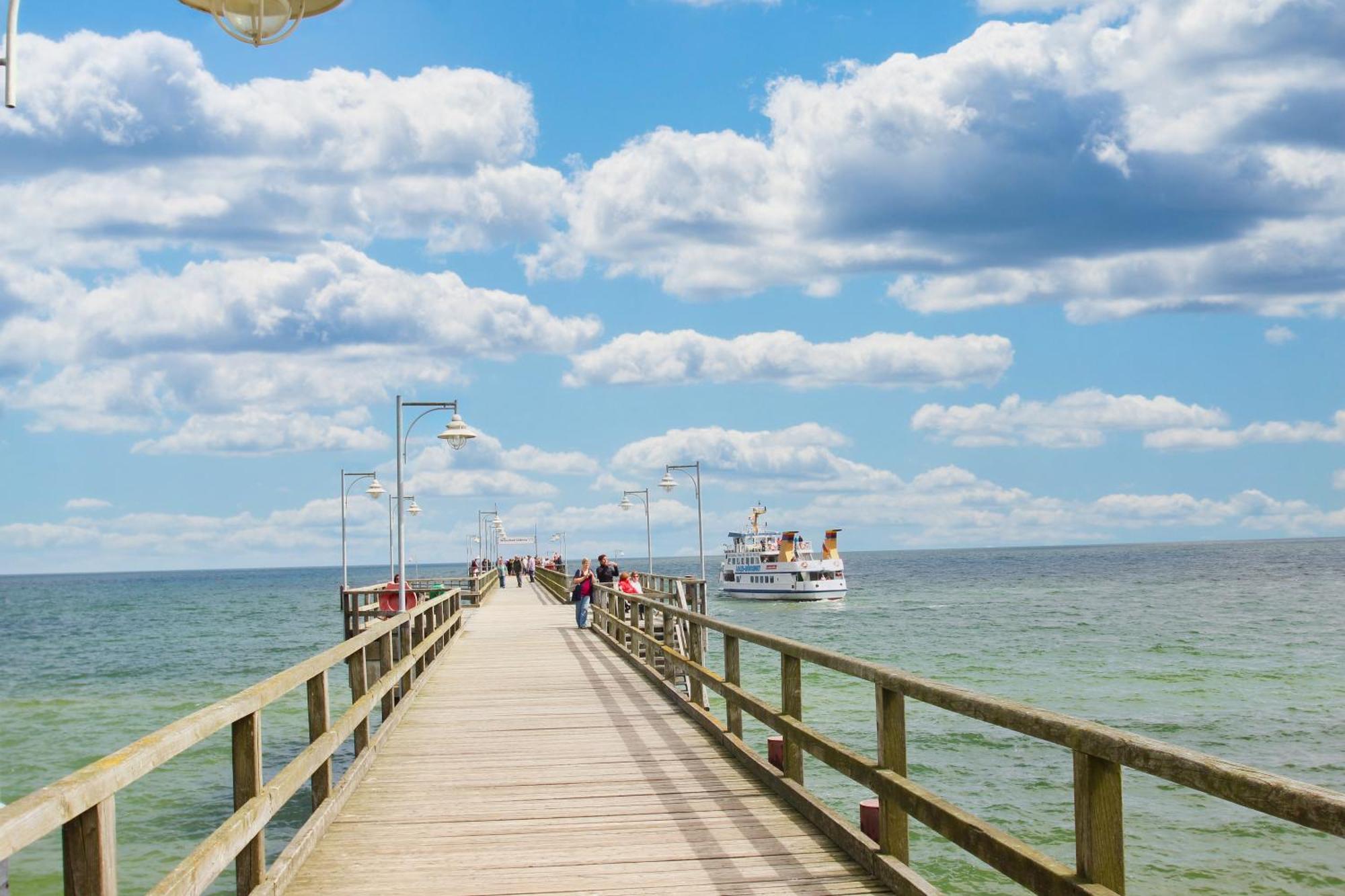 Terrasse, Gratis Nutzung Vom Ahoi Erlebnisbad Und Sauna In Sellin - Meeresblick Fewo 32 괴렌 외부 사진